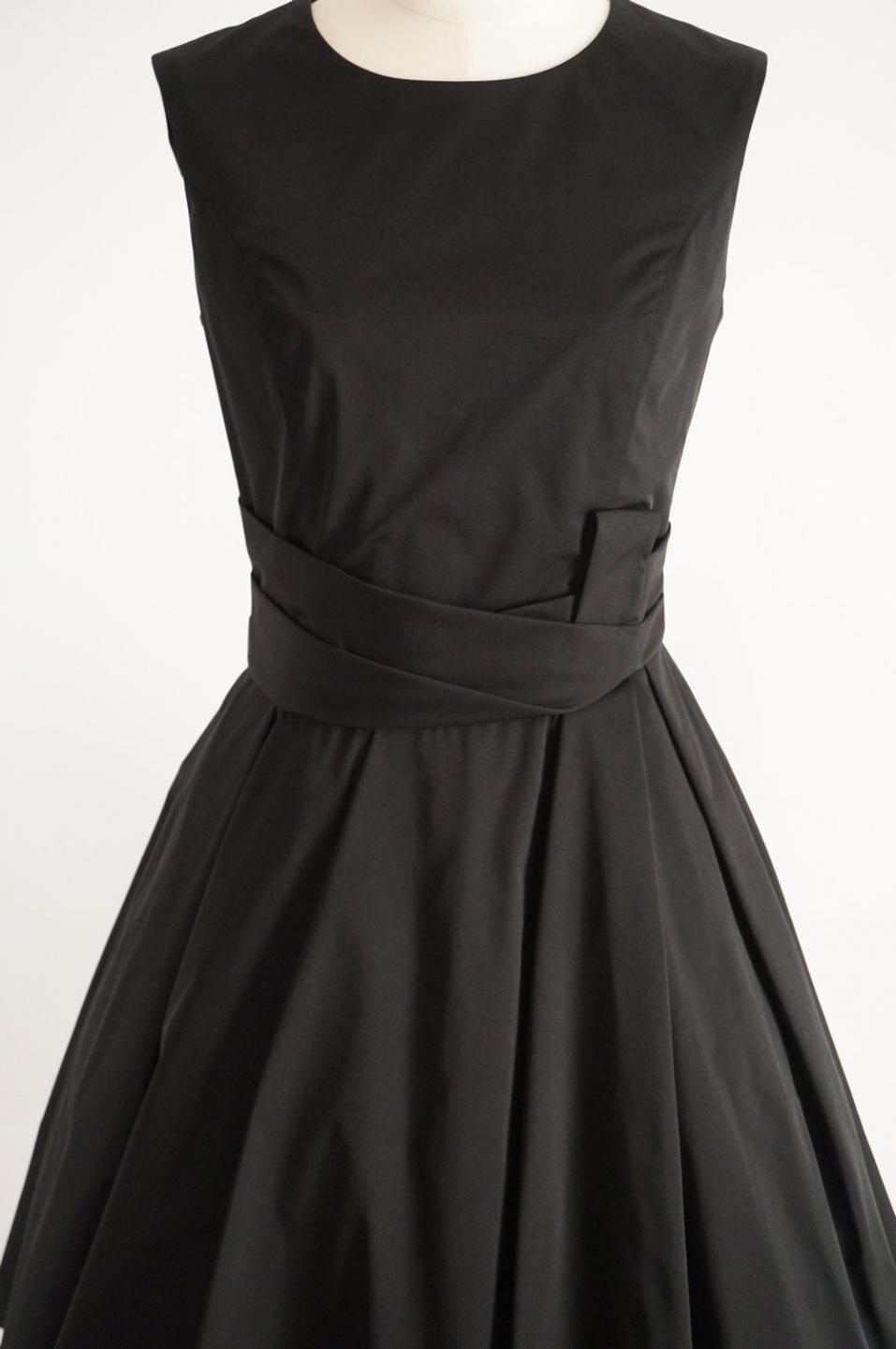 フォクシー　サッシュベルトデザインのドレス ブラック38