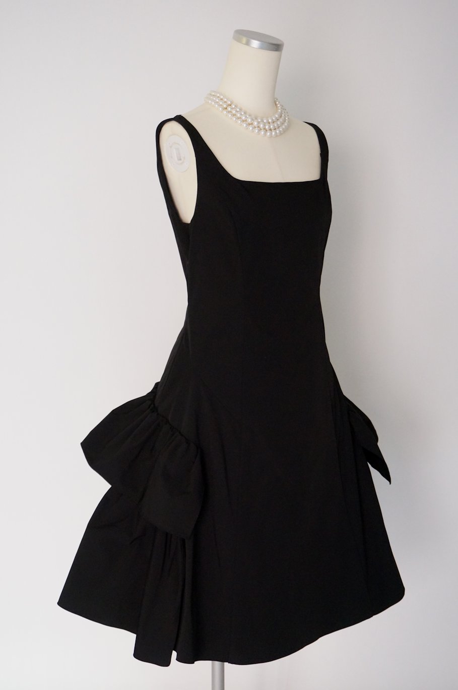 フォクシー ティアードフリルタフタドレス 38 / レンタルリトルブラックドレス テン Rental Little Black Dress ten.