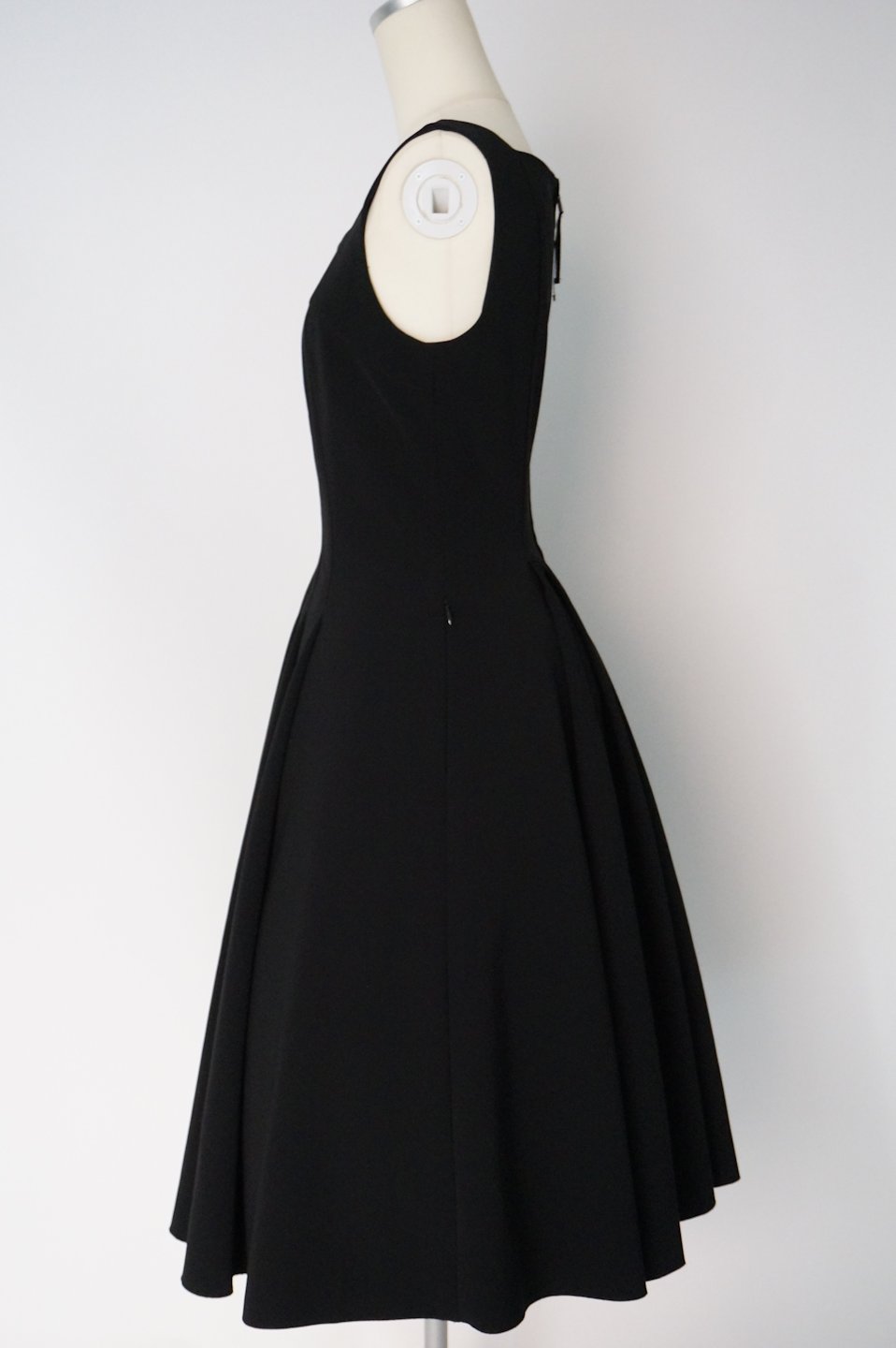 フォクシー フレアードレス スクエアネック 42 / レンタルリトルブラックドレス テン Rental Little Black Dress ten.